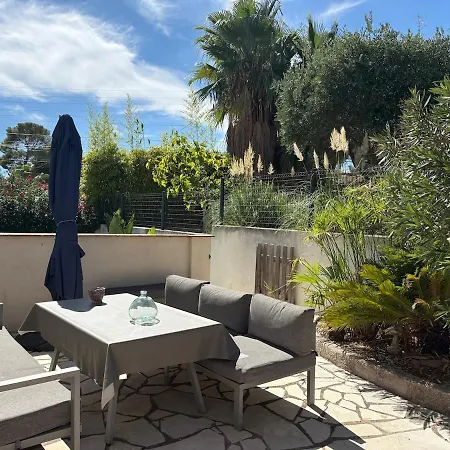 Maison Raphael בית נופש *