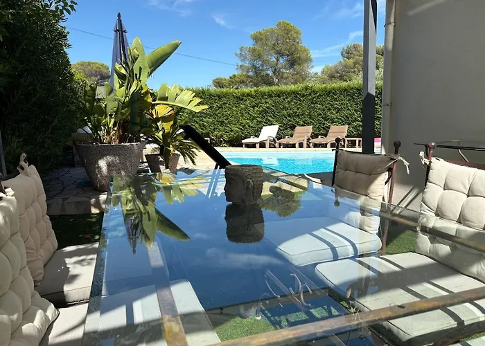 Maison Raphael Ferienhaus *